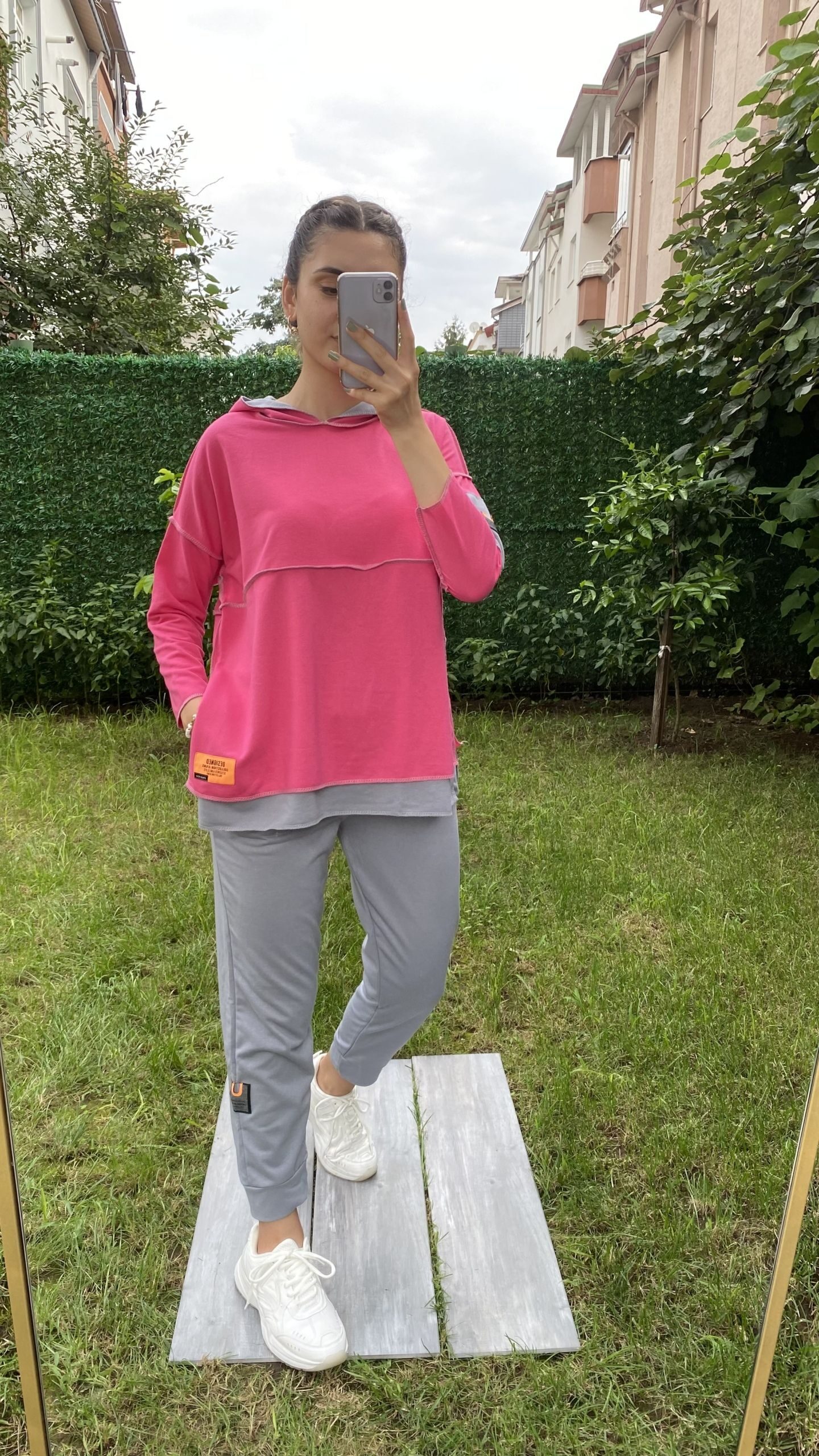 Pembe Dikiş Detaylı Eşofman Takımı - Görsel 2