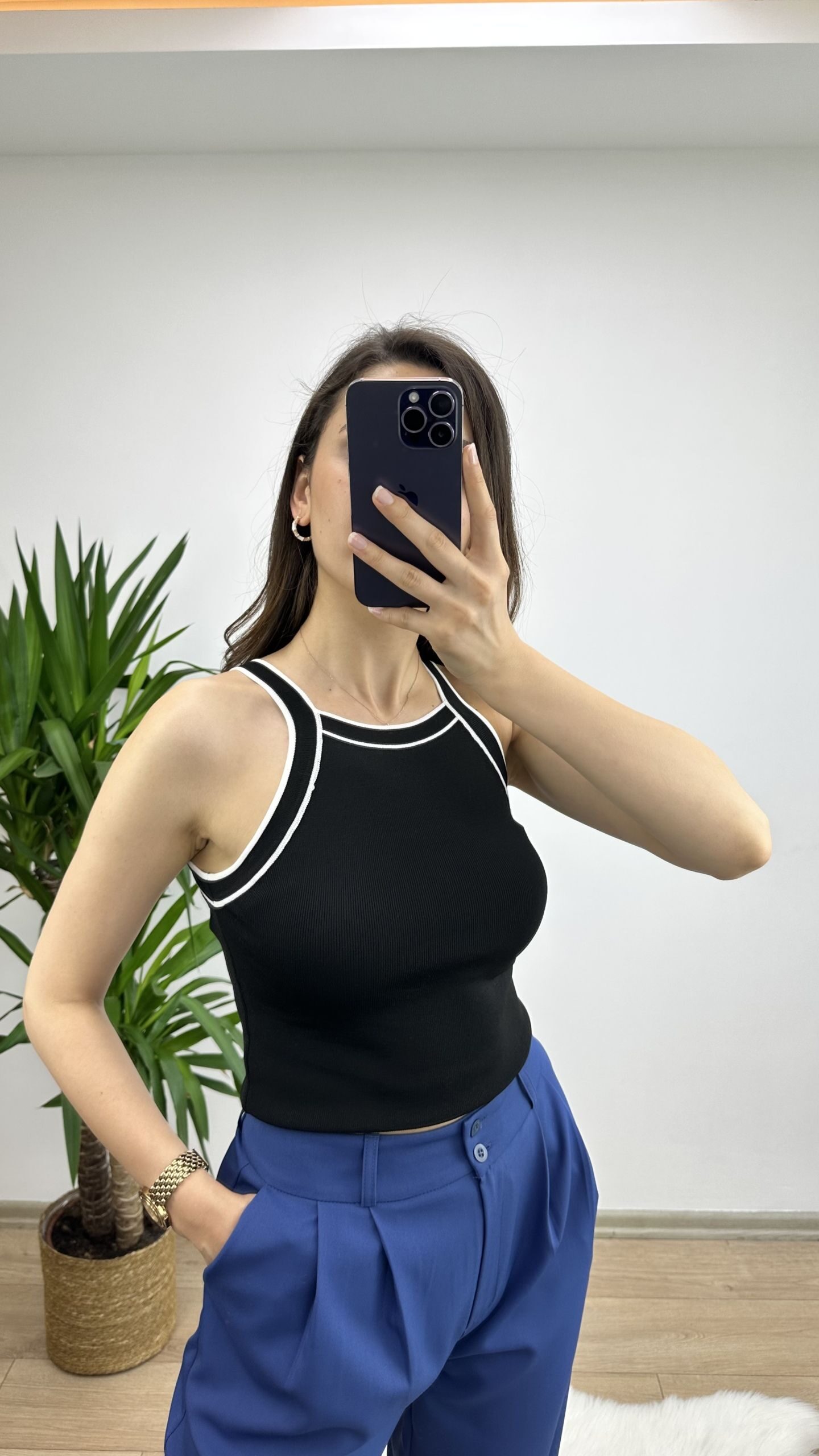 Siyah Marka Model Triko Atlet - Görsel 4