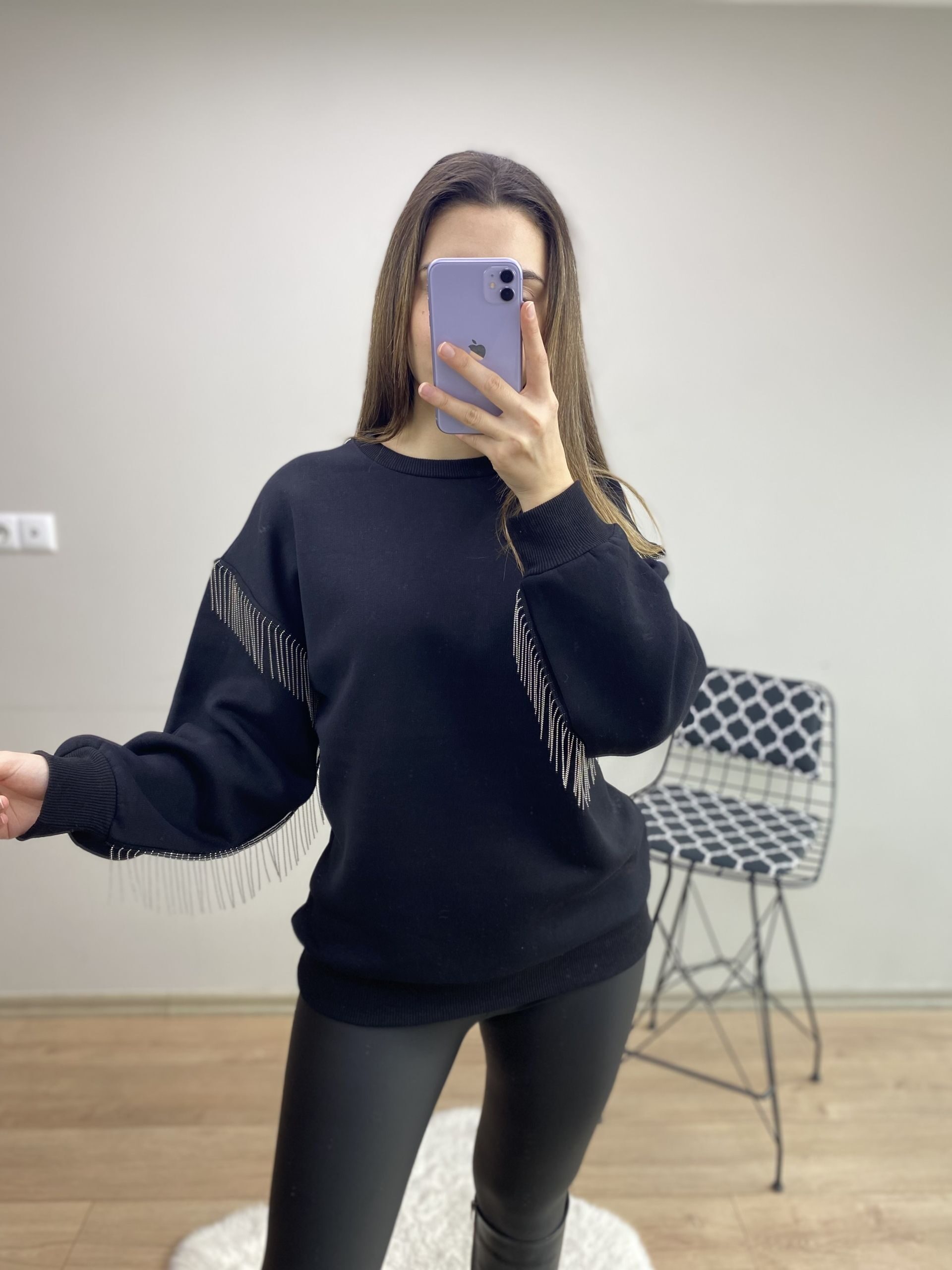 Siyah Zincirli Tasarım Sweat - Görsel 2