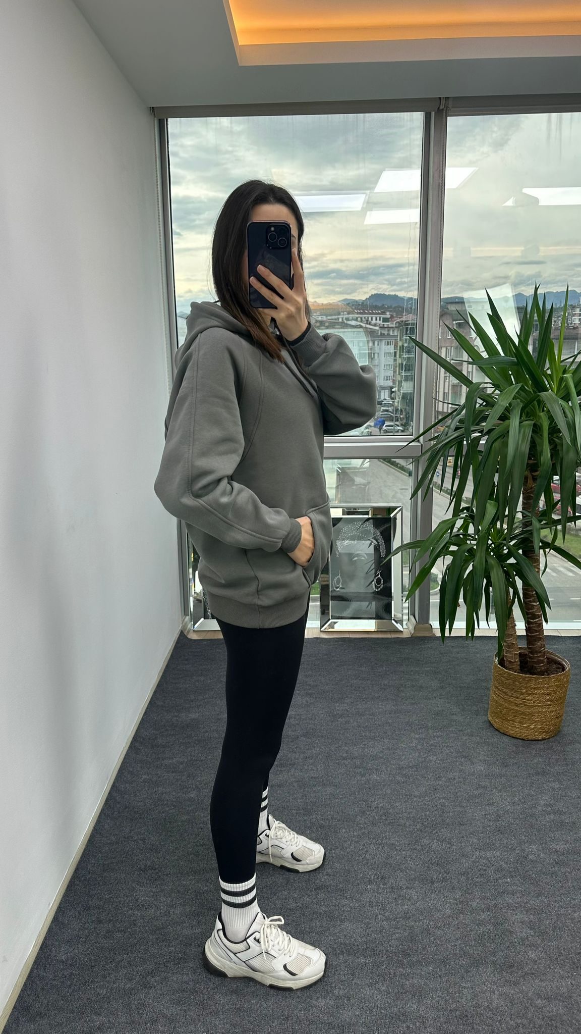 Haki Dikişli Kapşonlu Sweat - Görsel 3